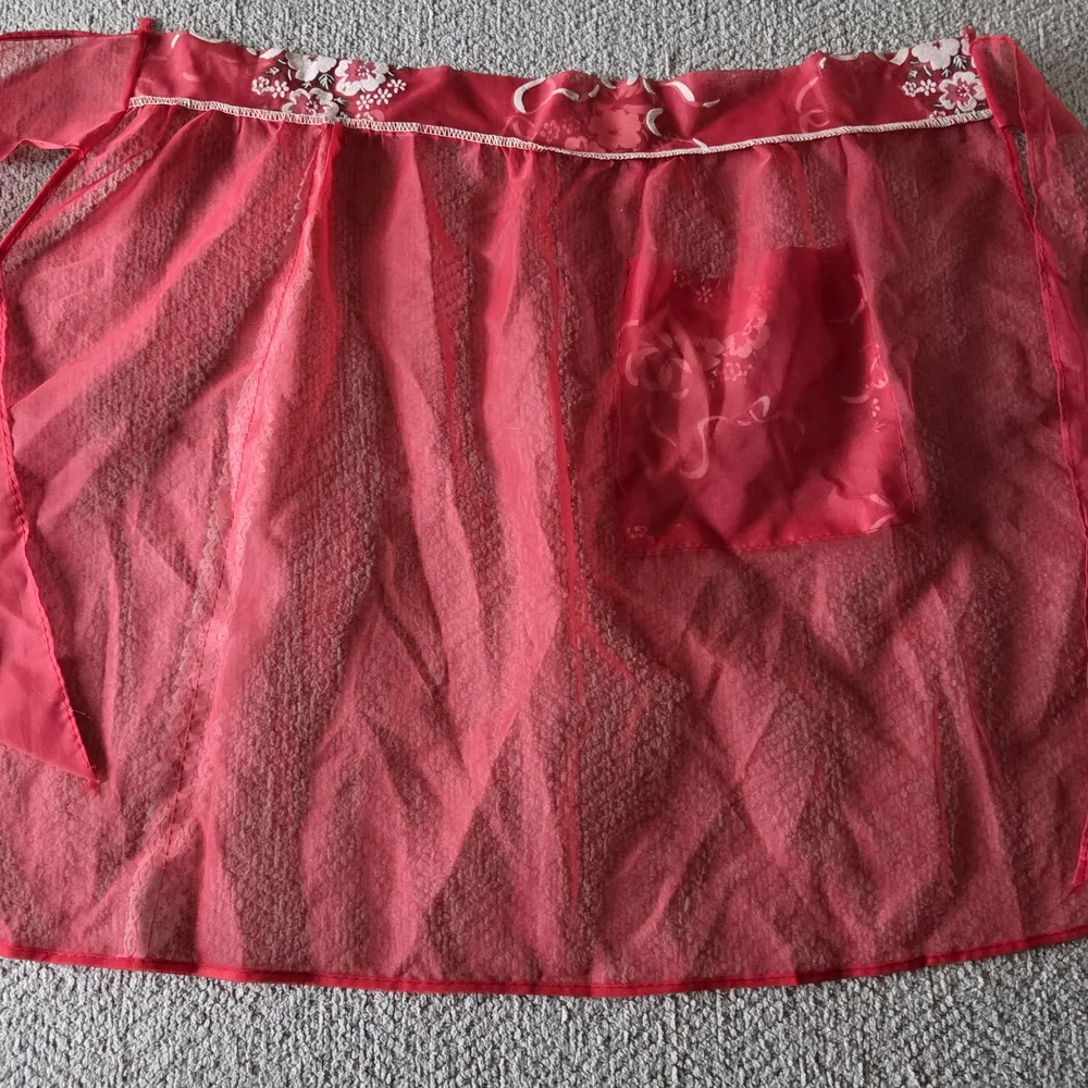 Vintage Red Sheer Hostess Apron – Retro Kitchen Glam With Floral Pocket